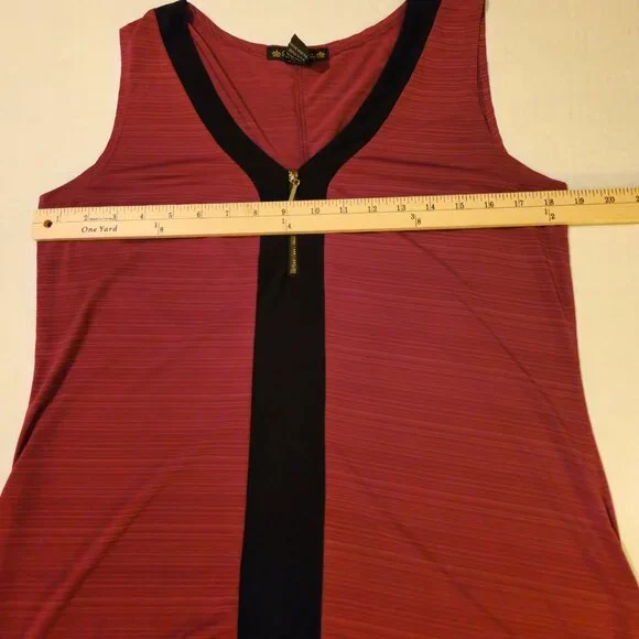 ❤️ 4/$20 Suzie in the City tank top Women's large Purple black V-neck front zip - Picture 5 of 13